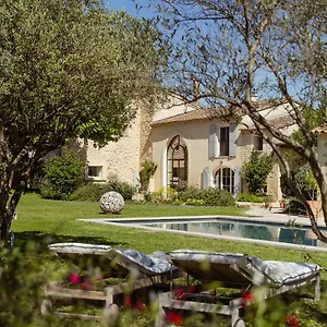 Maison d'hôtes Mas Millésime - Double - Petit Déjeuner - Piscine - Mas Du Xviiième Siècle Proche Saint-rémy-de-provence 