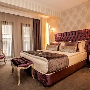 4* Hotel Lucis Pera