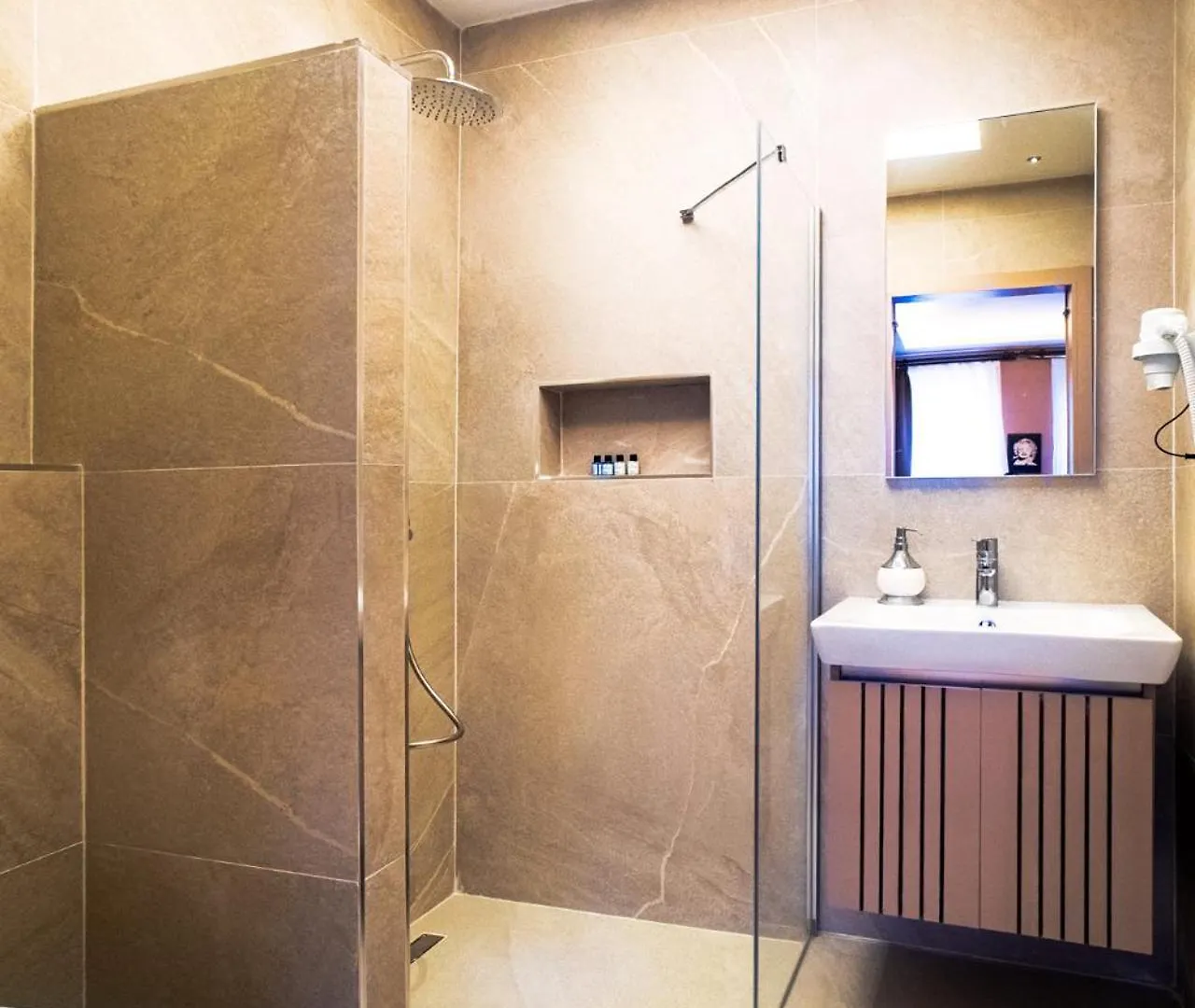 Hotel Cheers Porthouse Istanbul